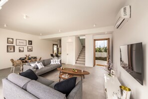 Living area - Protaras By the Bay Villa 32 (Paralimni)