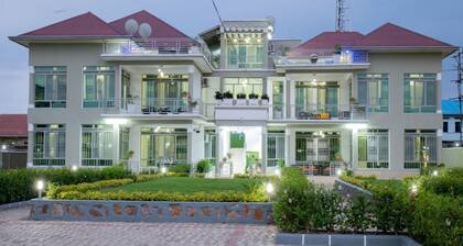 The city Block Apartment