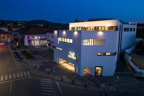 Façana frontal de l'allotjament