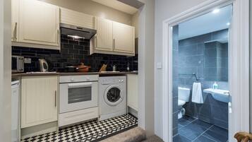 Apartment, 1 Bedroom | Interior