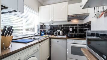 Apartment, 1 Bedroom | Interior