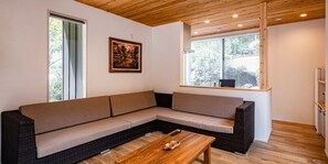 [Bridge] Maisonette with open-air bath, No pets allowed | Free WiFi, bed sheets - Fuji no Hoshizora FJ Forest (Fujikawaguchiko)