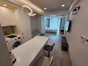 ห้องดีลักซ์ดับเบิล | Wi-Fi ฟรี, ผ้าปูที่นอน