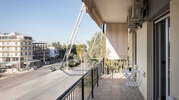 Apartemen Comfort | Balkon