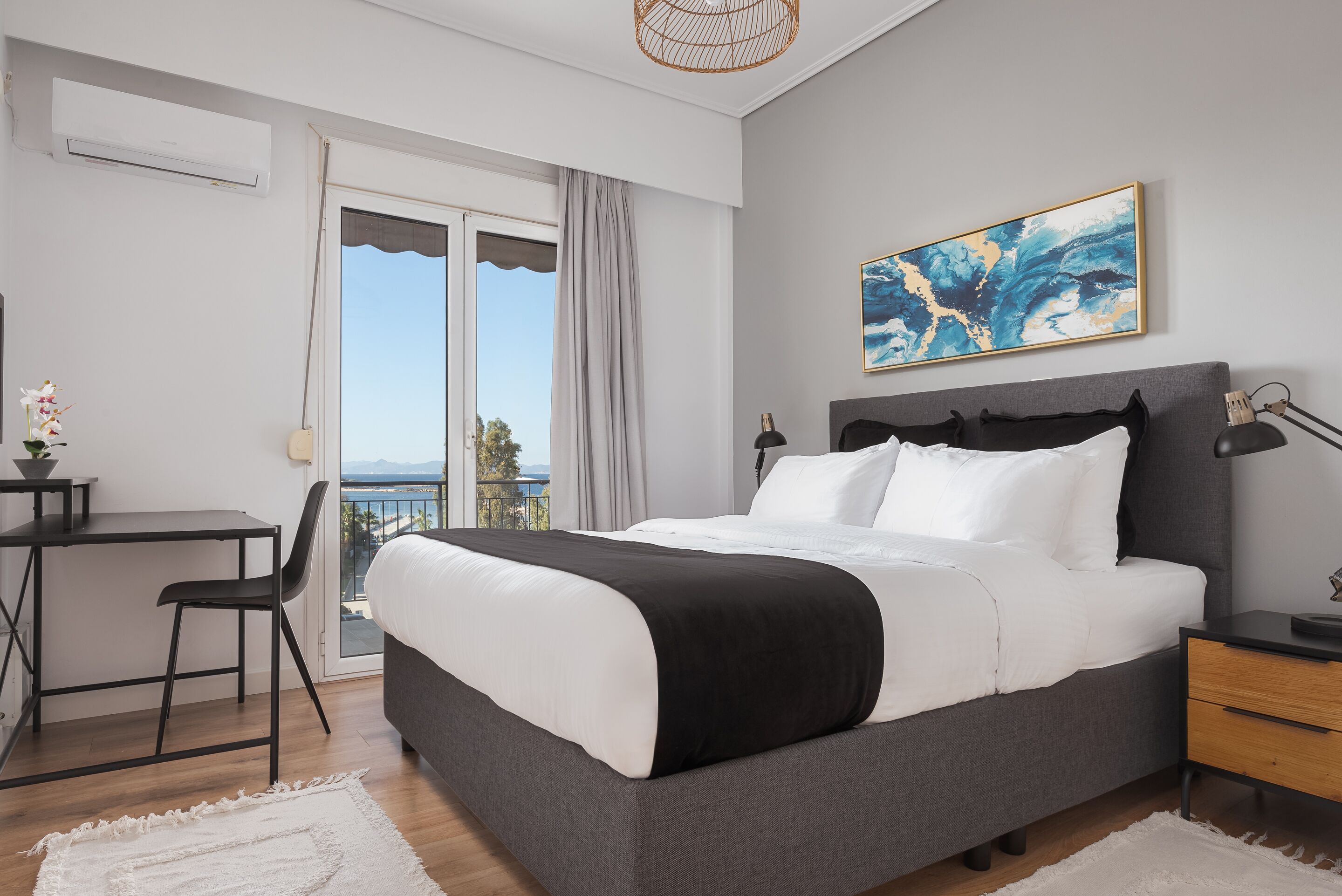 Apartemen Comfort | 2 kamar tidur, seprai katun Mesir, seprai premium, dan busa memori