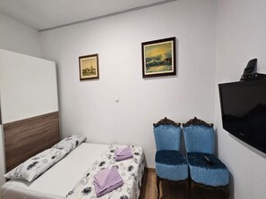 Apartment (Two Bedroom Apartment with Terrace) | 2 Schlafzimmer