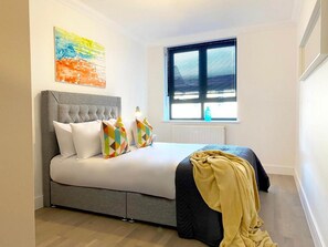Standard Apartment | 2 bedrooms, iron/ironing board, free WiFi, bed sheets - Modern Stylish 2 bedroom 2 Bath Apts. (Rochester)