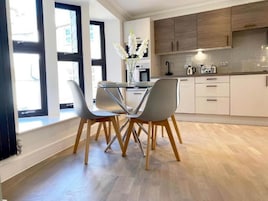 Standard Apartment | Private kitchen | Full-size fridge, microwave, oven, stovetop