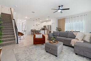 House, Accessible | 5 bedrooms - New Home at Storey Lake 5 Bedrooms and 4 Bathrooms (Kissimmee)