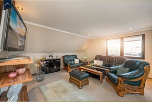 Télévision, chaîne hi-fi