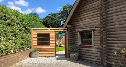 Neizhig Koad Petit Nid en Bois