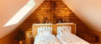 Neizhig Koad Petit Nid en Bois