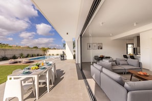 Villa | 3 bedrooms - Protaras By the Bay Villa 33 (Paralimni)