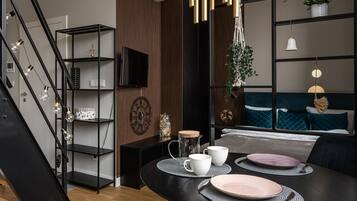 Design Studio Suite | In-room dining