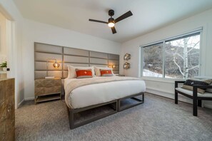 3 bedrooms, in-room safe, iron/ironing board, free WiFi
