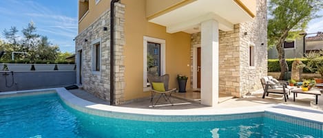 Maison Familiale, plusieurs chambres (Casa Dika Pool & Lounge) | Piscine