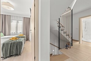 Familiehus, flere soverom (Casa Dika Pool & Lounge) | 3 soverom, skrivebord for bærbar PC og strykejern/-brett