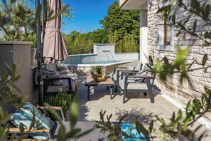 Casa familiare, camere multiple (Casa Dika Pool & Lounge) | Terrazza/patio