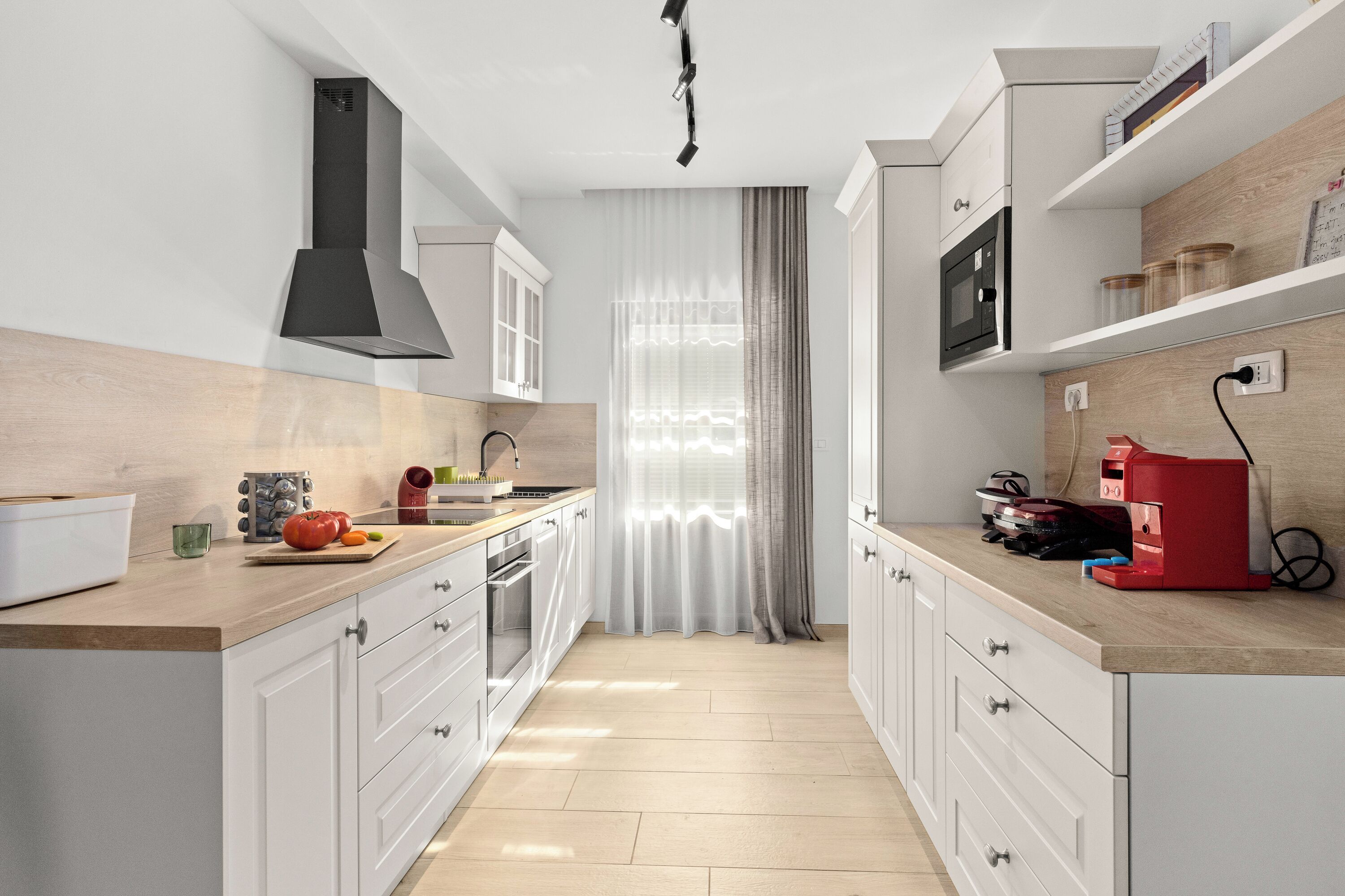 Casa familiare, camere multiple (Casa Dika Pool & Lounge) | Cucina privata | Frigorifero, microonde, forno, piano cottura