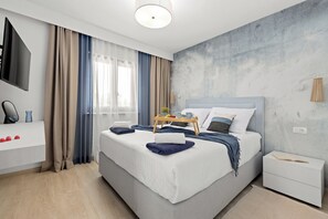 Familiehus, flere soverom (Casa Dika Pool & Lounge) | 3 soverom, skrivebord for bærbar PC og strykejern/-brett