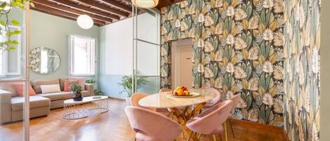 تناول الطعام