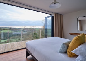 4 bedrooms, iron/ironing board, bed sheets - Valley View 4 Bedroom Lodge 1 (Umberleigh)