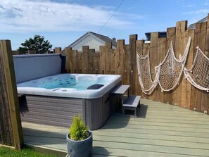 Property grounds - Little Croft (Newquay)