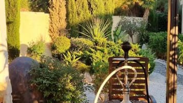 Villa | Outdoor dining