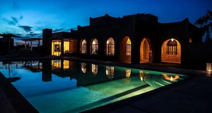 Villa Roka : Magnifique Villa Avec Piscine, Dans un Endroit Calme et Reposant