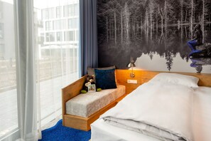 Double Room COMFY with King Bed | Schreibtisch, kostenloses WLAN, Bettwäsche