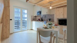 Uklassifisert bilde, 3 av 37, knapp