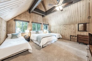 3 soverom, strykejern/-brett, reiseseng for barn og wi-fi (inkludert)