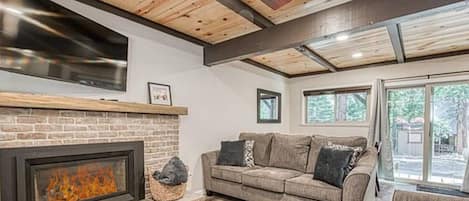 Smart-TV, Kamin