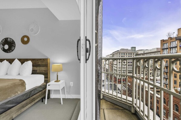 1 bedroom, iron/ironing board, WiFi, bed sheets - 1 Bedroom Furnished Apartment at Penn Quarters (Washington)