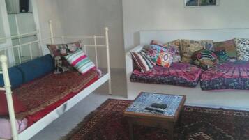 1 Schlafzimmer, Bügeleisen/Bügelbrett, Internetzugang