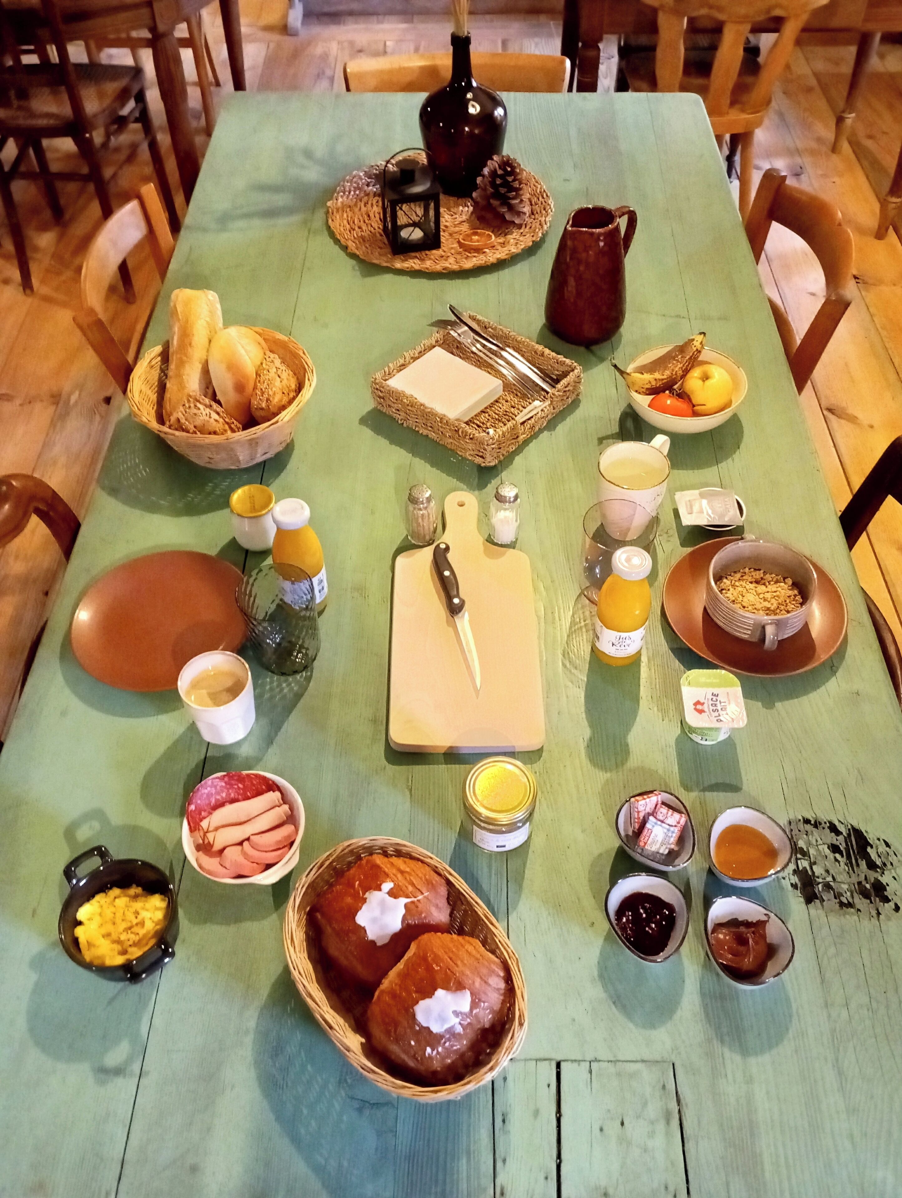 Free daily full breakfast