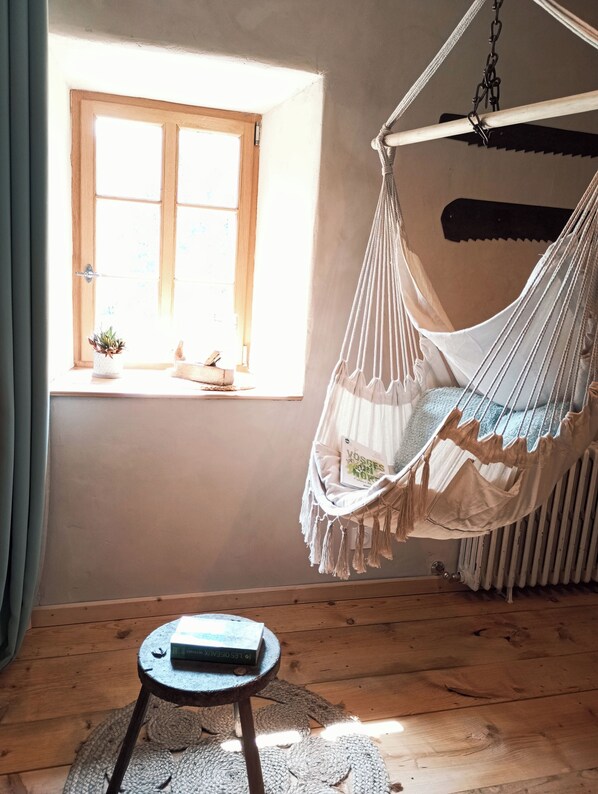 1 bedroom, individually furnished, free WiFi, bed sheets - Maison d'hôtes de charme - Ancien moulin en pleine nature - La Paulusmühle (Soucht)