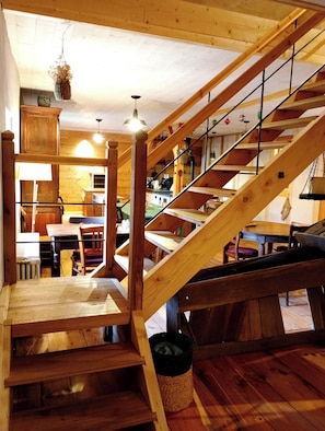 Staircase - Maison d'hôtes de charme - Ancien moulin en pleine nature - La Paulusmühle (Soucht)