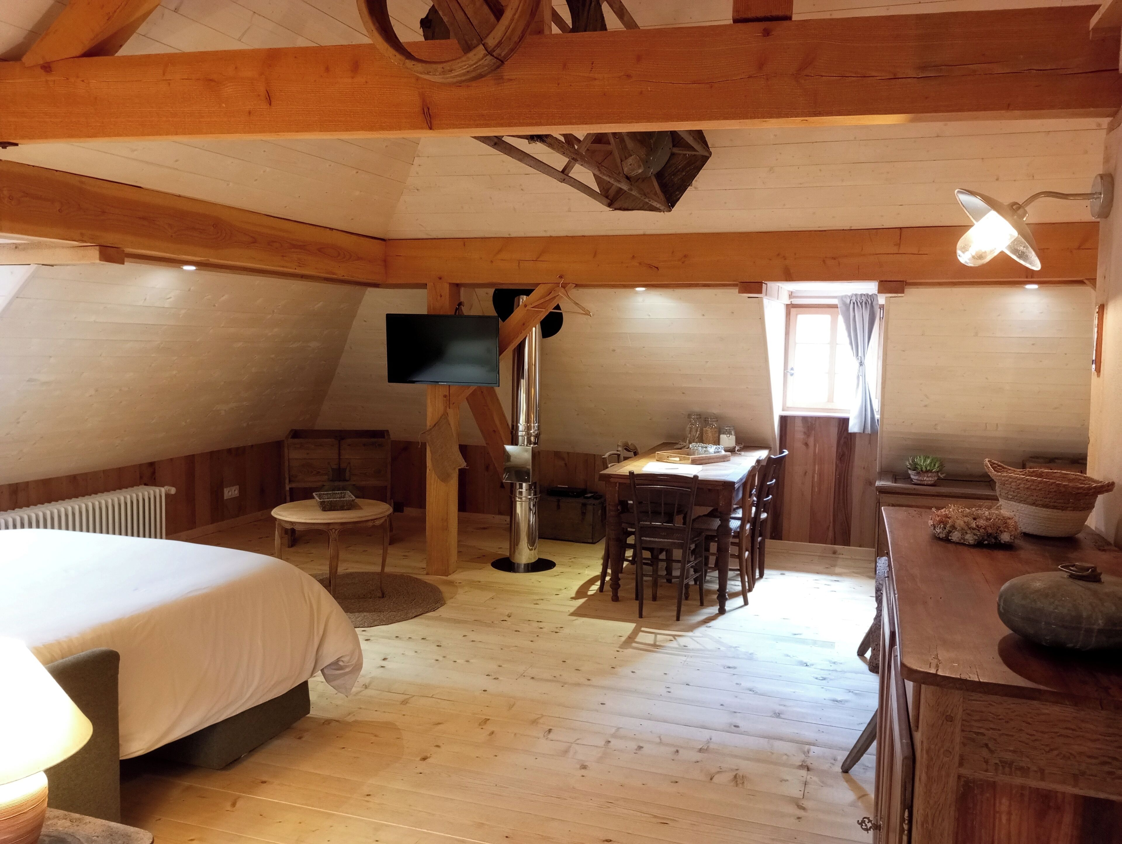 Superior-Zimmer | 1 Schlafzimmer, individuell eingerichtet, kostenloses WLAN, Bettwäsche