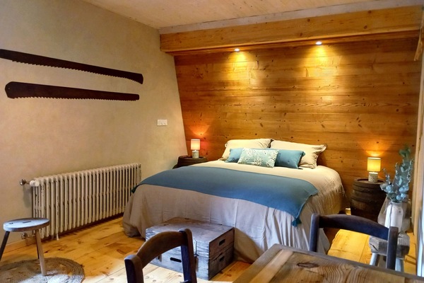 1 bedroom, individually furnished, free WiFi, bed sheets