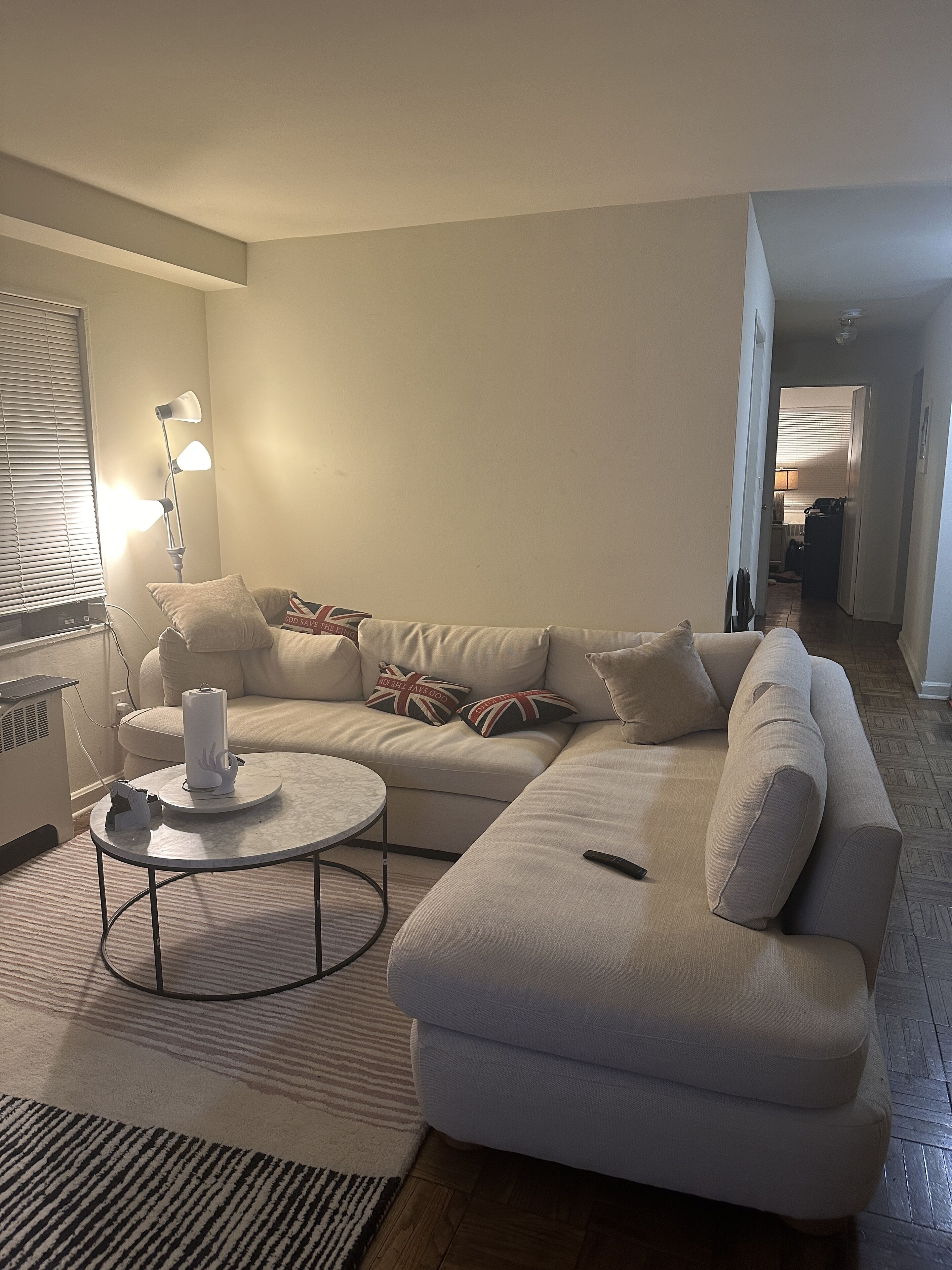 Cozy 2 bedrooms apartment. 