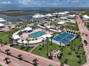 Exterior - Call Me The Breeze Brand new custom beach house within The Shores (South Padre Island)