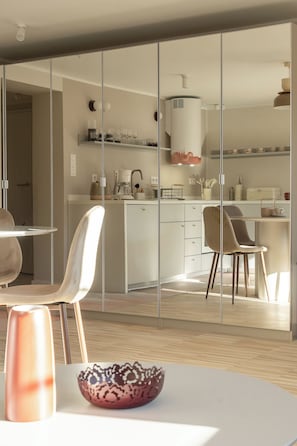 Private kitchenette - RentPlanet - Apartamenty Rynek (Wroclaw)