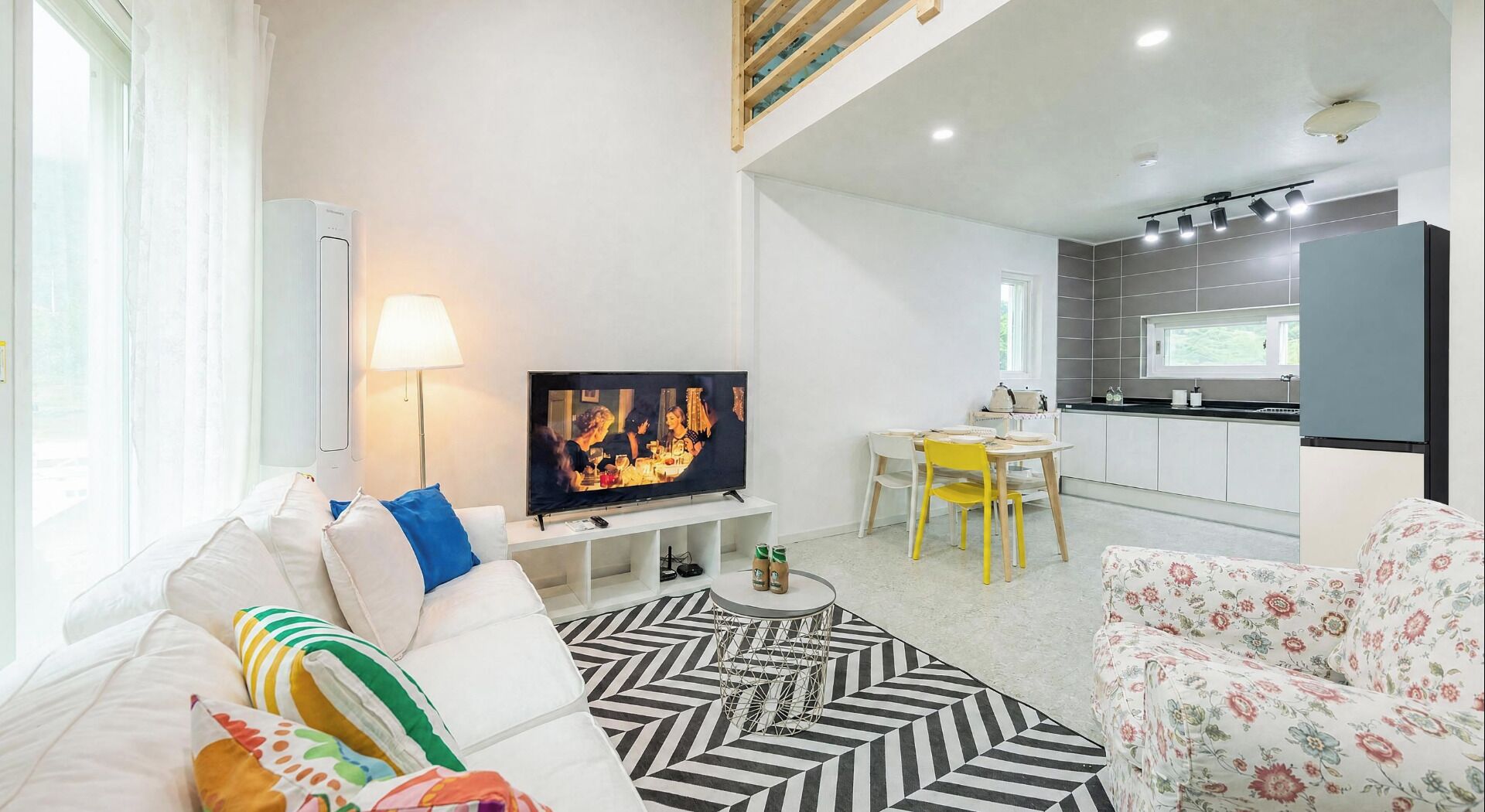 Deluxe House | Laptop workspace, soundproofing, free WiFi, bed sheets