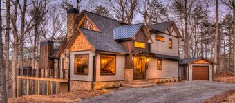 Star Creek Chalet - King Beds | Game Room | Hot Tub | Walking Distance to Lake