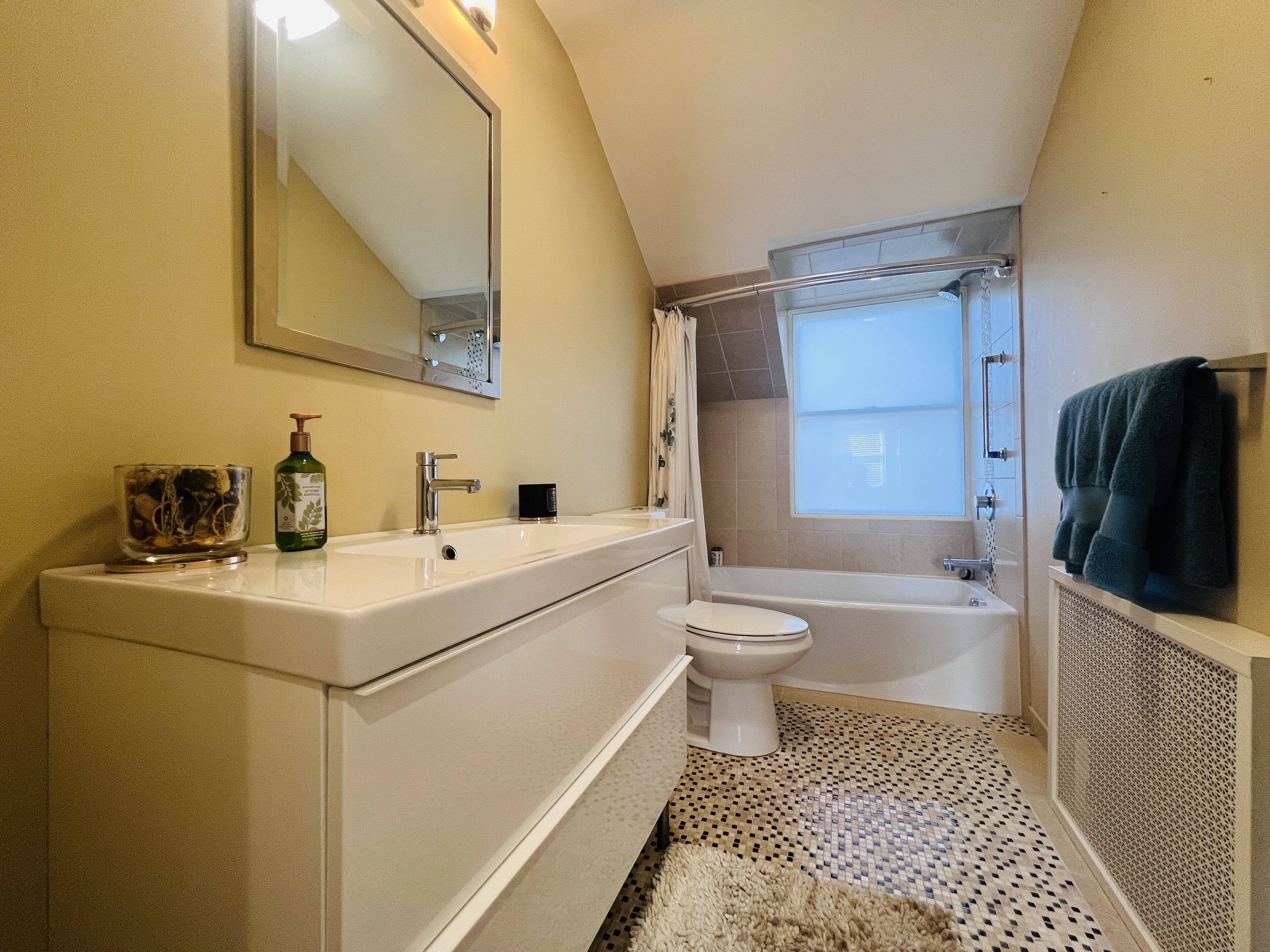 Historic Charm @ Prime Location