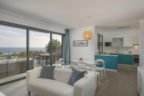 Basic House, Sea View | Living area - In the Heart of Porto Santo - Casa da Maresia (Porto Santo)