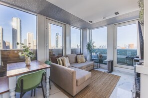 Apartment | Living room - Canary Wharf Retreat With Free Secure Parking (London)