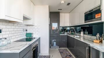 Apartment | Private kitchen