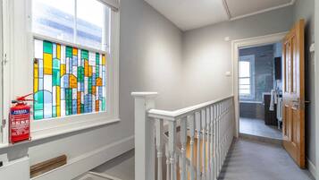 Basic Apartment | Interior